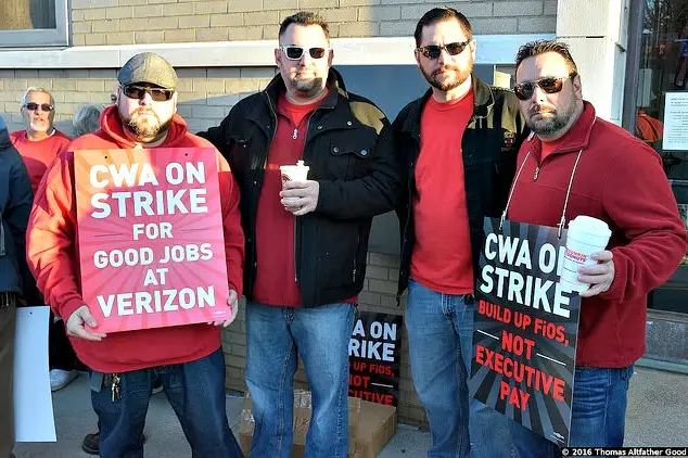 Striking workers outside the Verizon office in West Brighton, Staten Island.